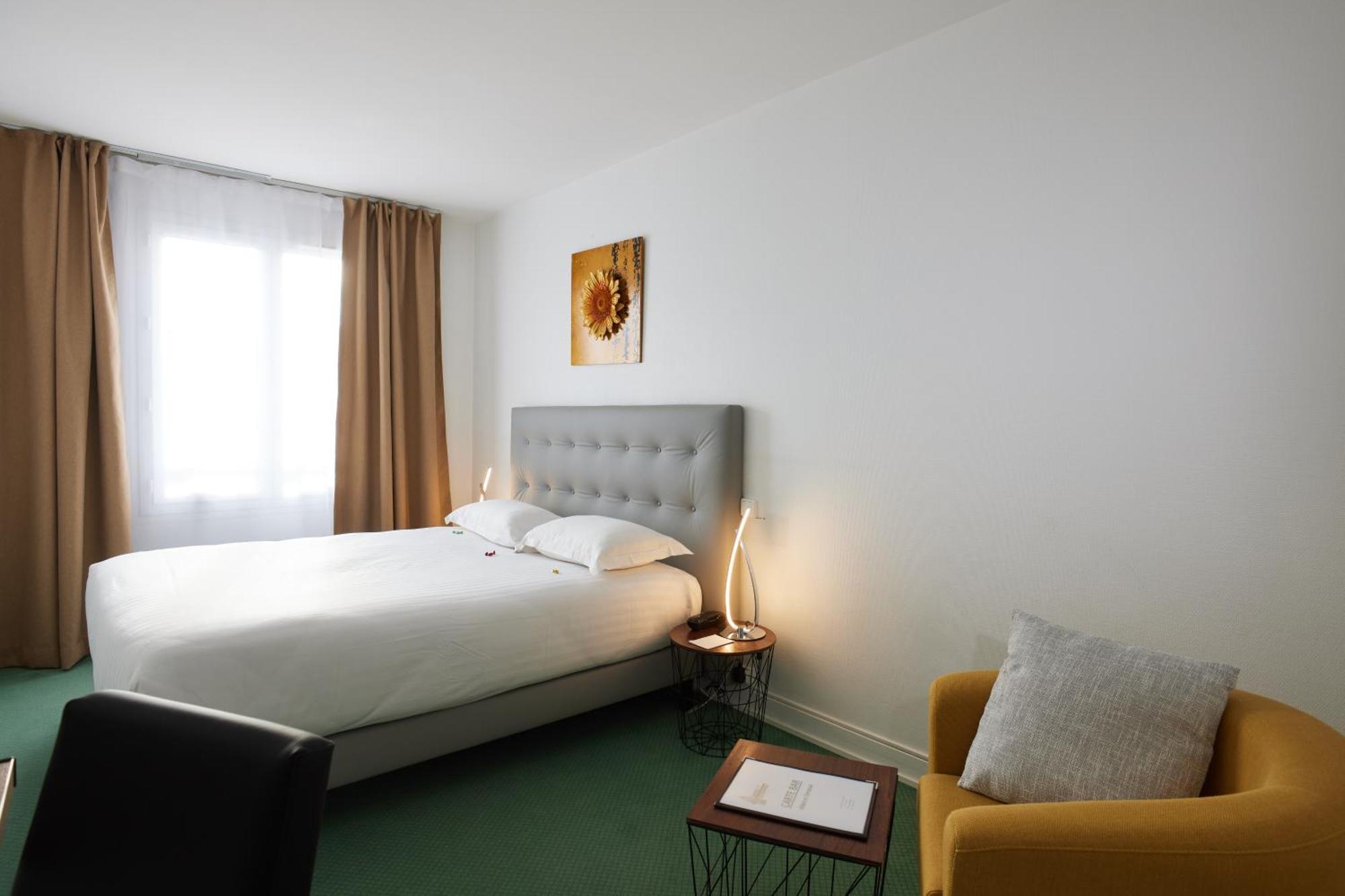 Hotel Le Beffroi Дре Екстер'єр фото