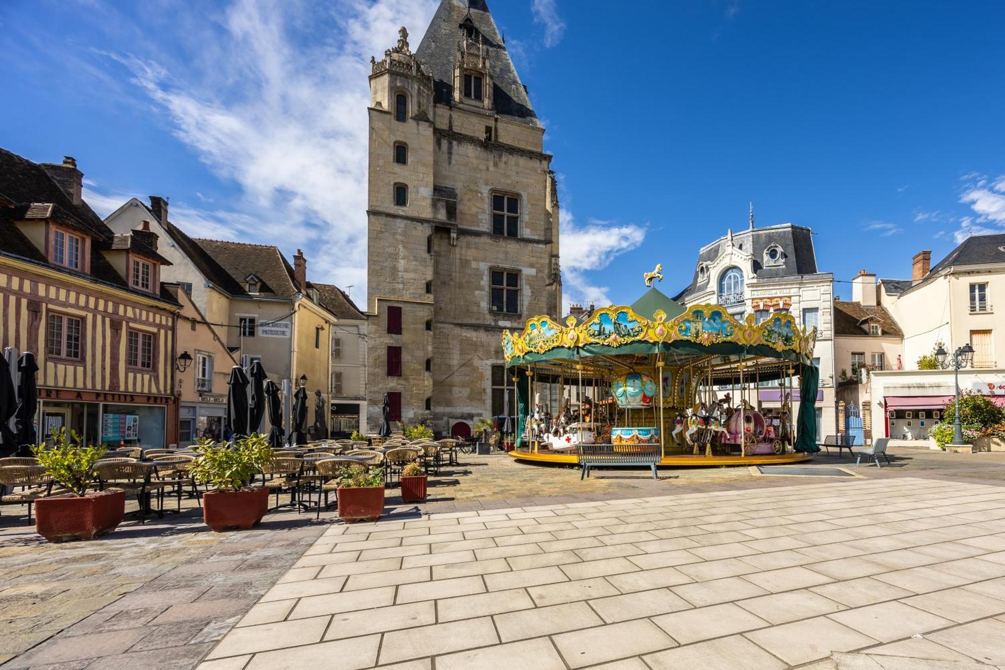 Hotel Le Beffroi Дре Екстер'єр фото