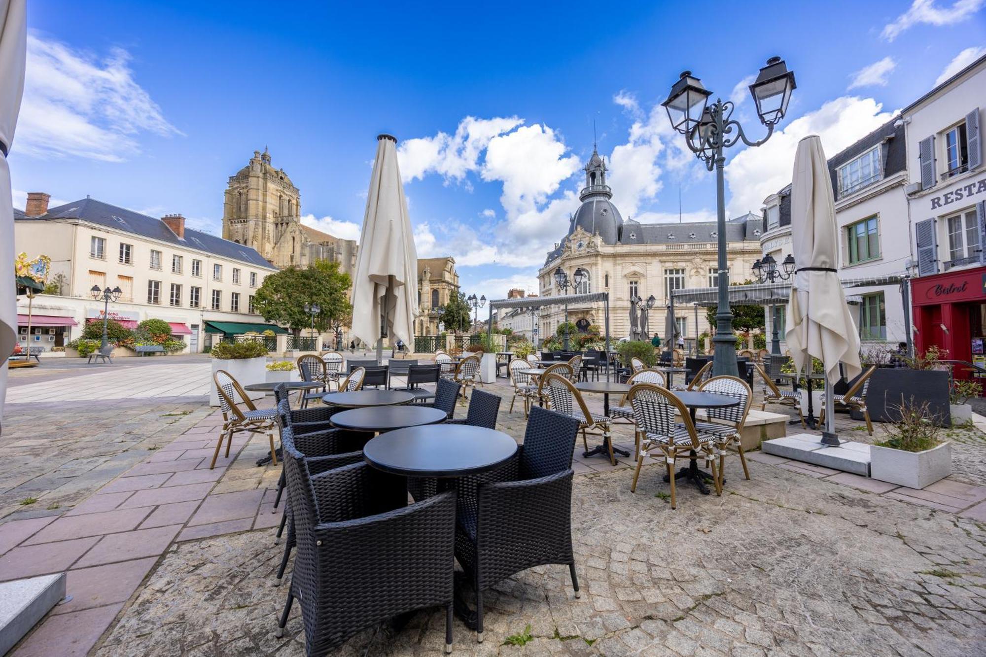 Hotel Le Beffroi Дре Екстер'єр фото