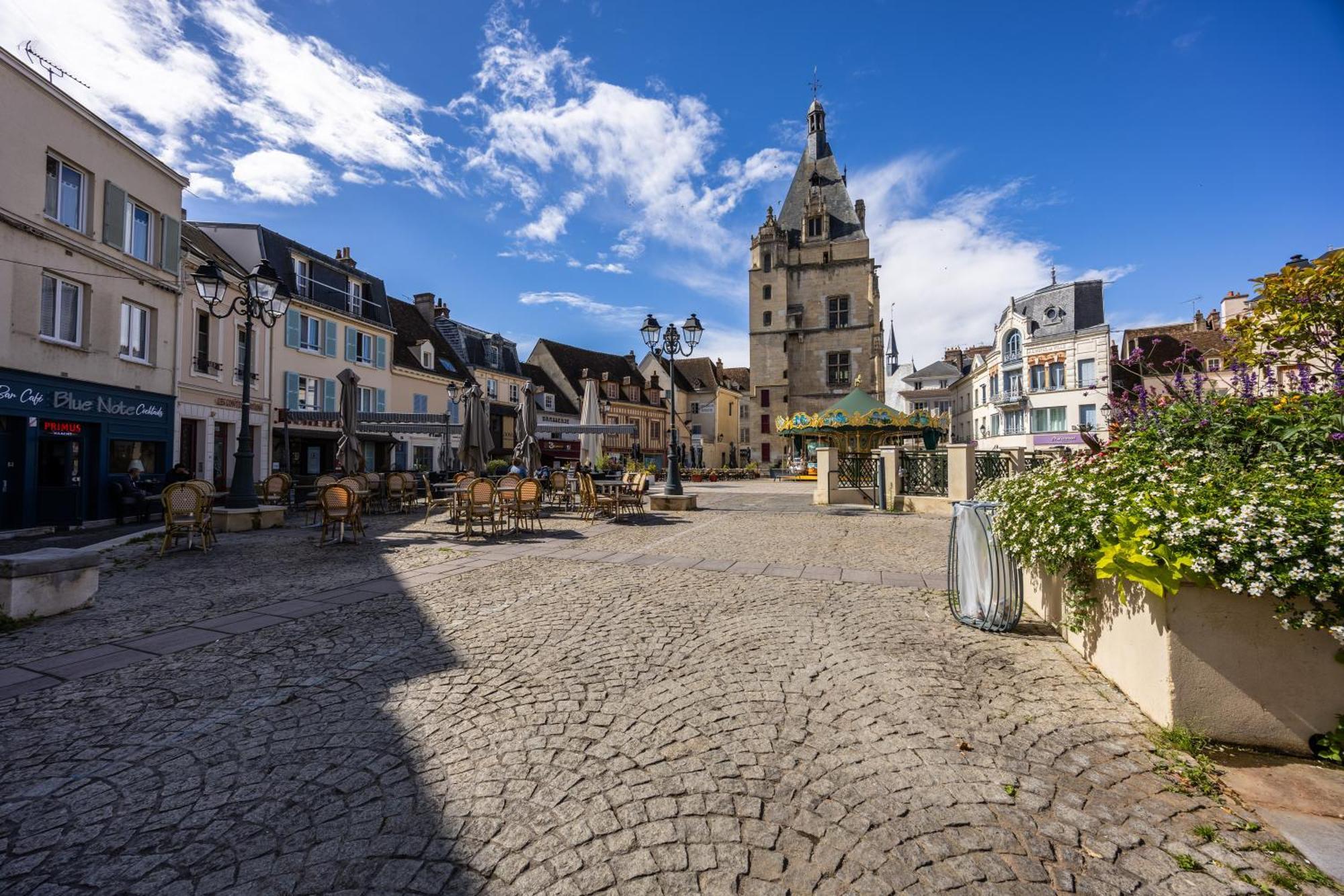 Hotel Le Beffroi Дре Екстер'єр фото